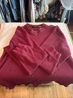 Eddie Bauer Men's V-Neck Sweater in Burgundy with Trim